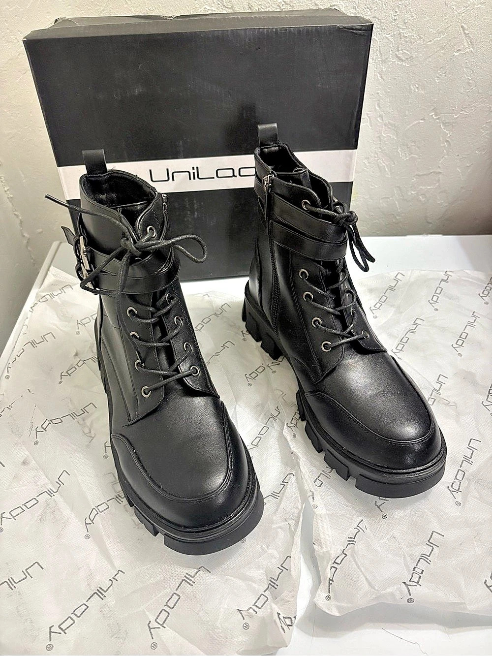 UniLady Combat Boots in Black US 10 NWT